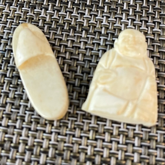 Jewelry - Vintage bone or ivory Buddha and Japanese Gaeta shoe